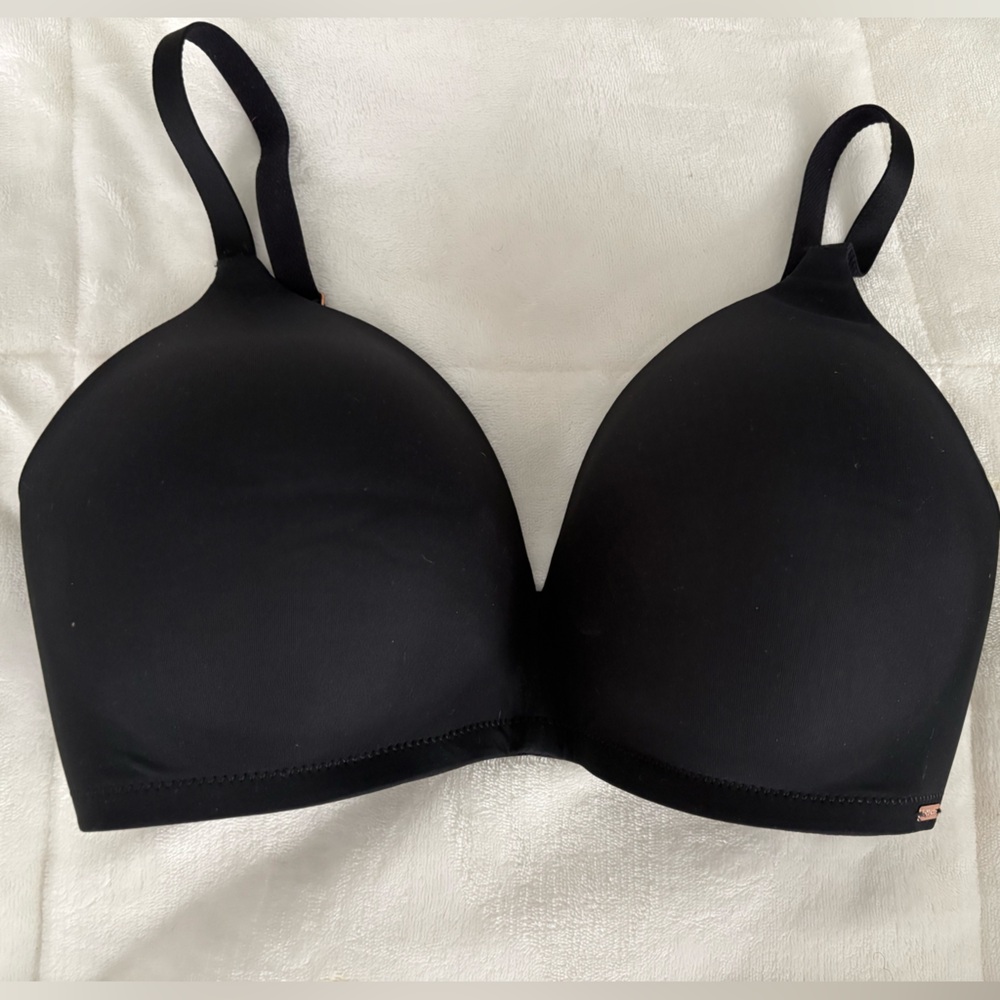 Le Mystere black bra
